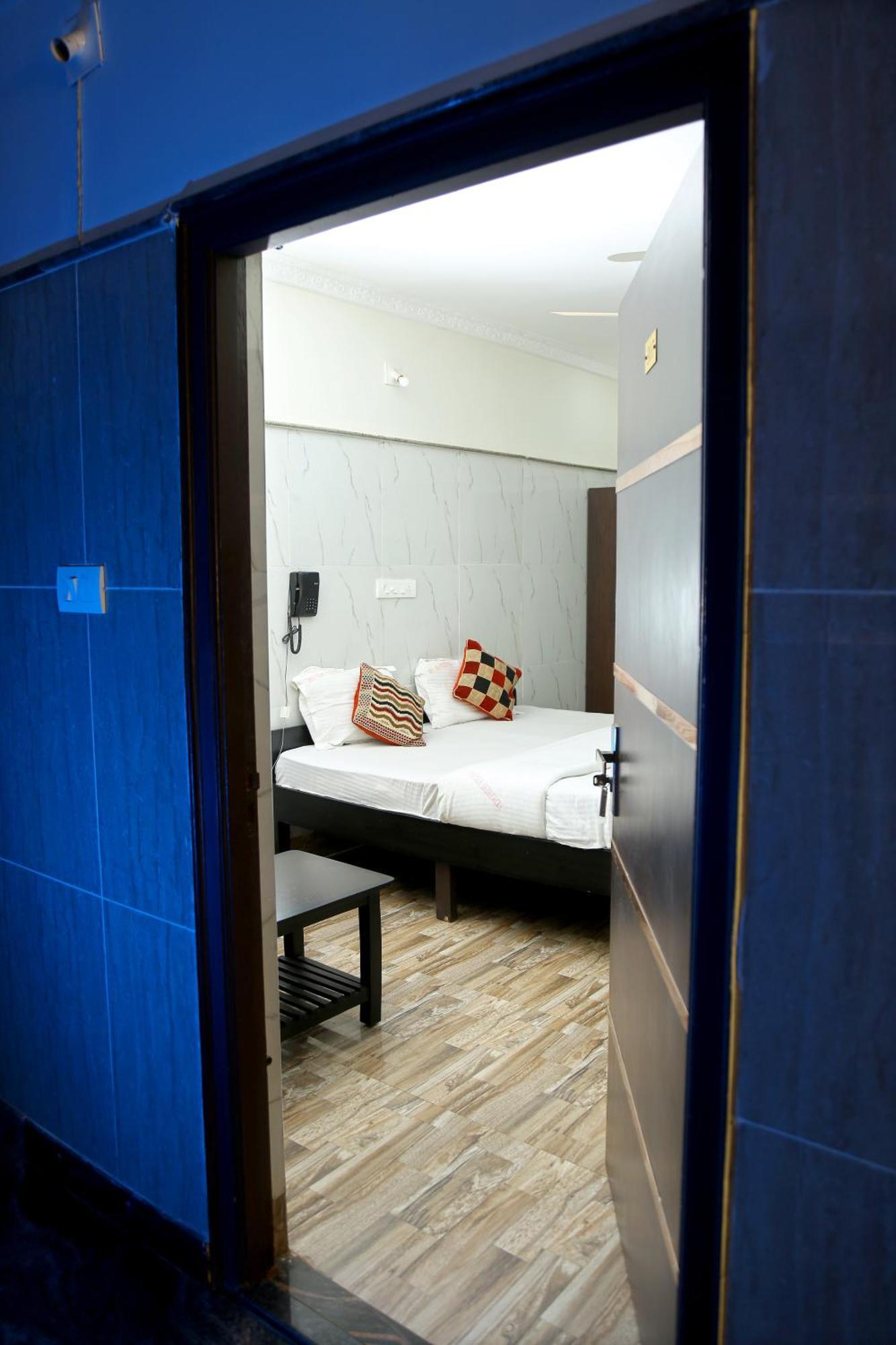 Lakeview Residency Tada Bagian luar foto